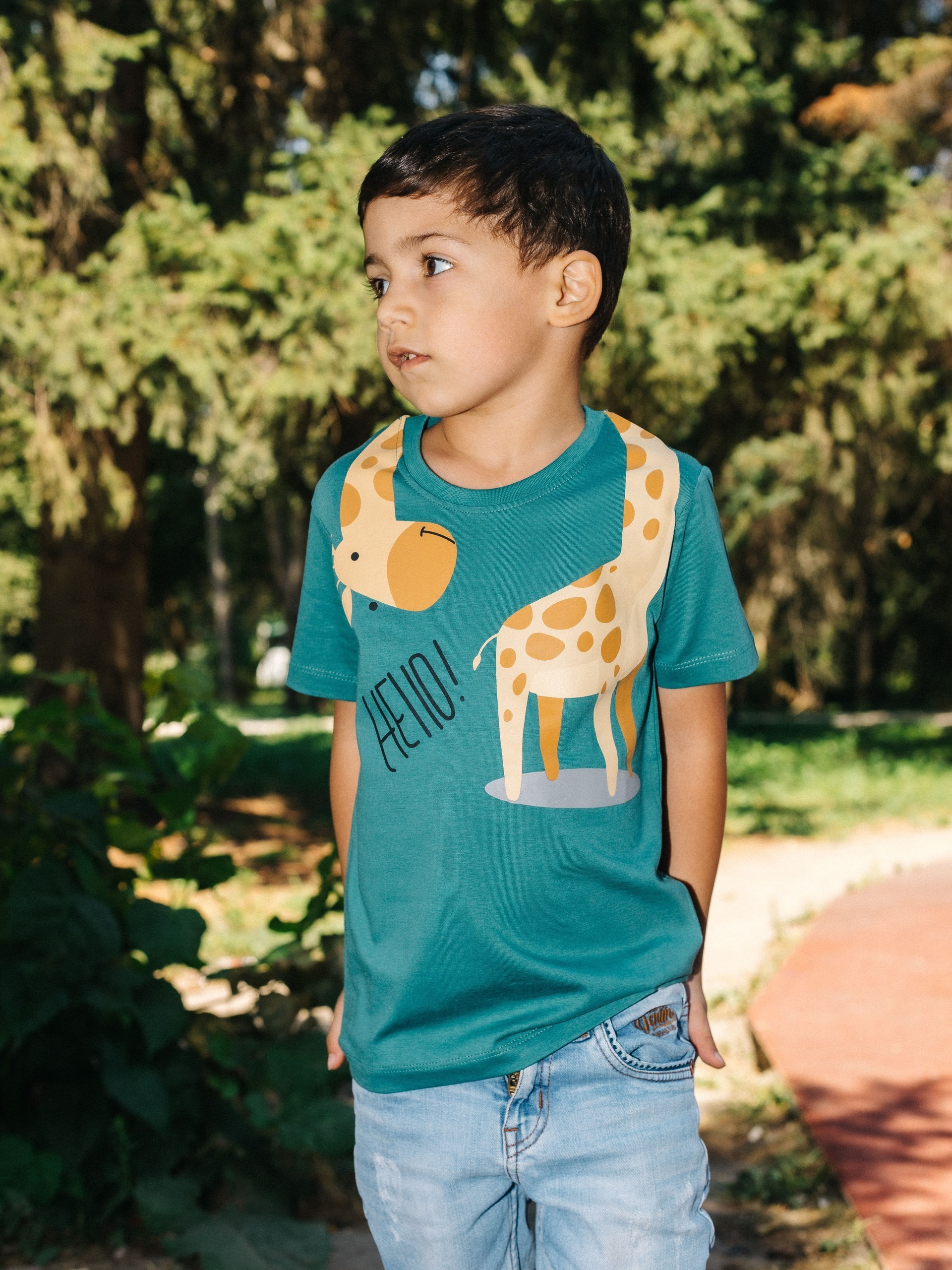 kids tshirt green girrafe kids tshirt green girrafe