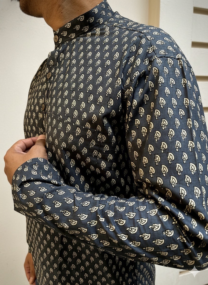 Man 022-3 Man Kurta - Shirt Grey Mandarin Collar White Leaves - Image 3