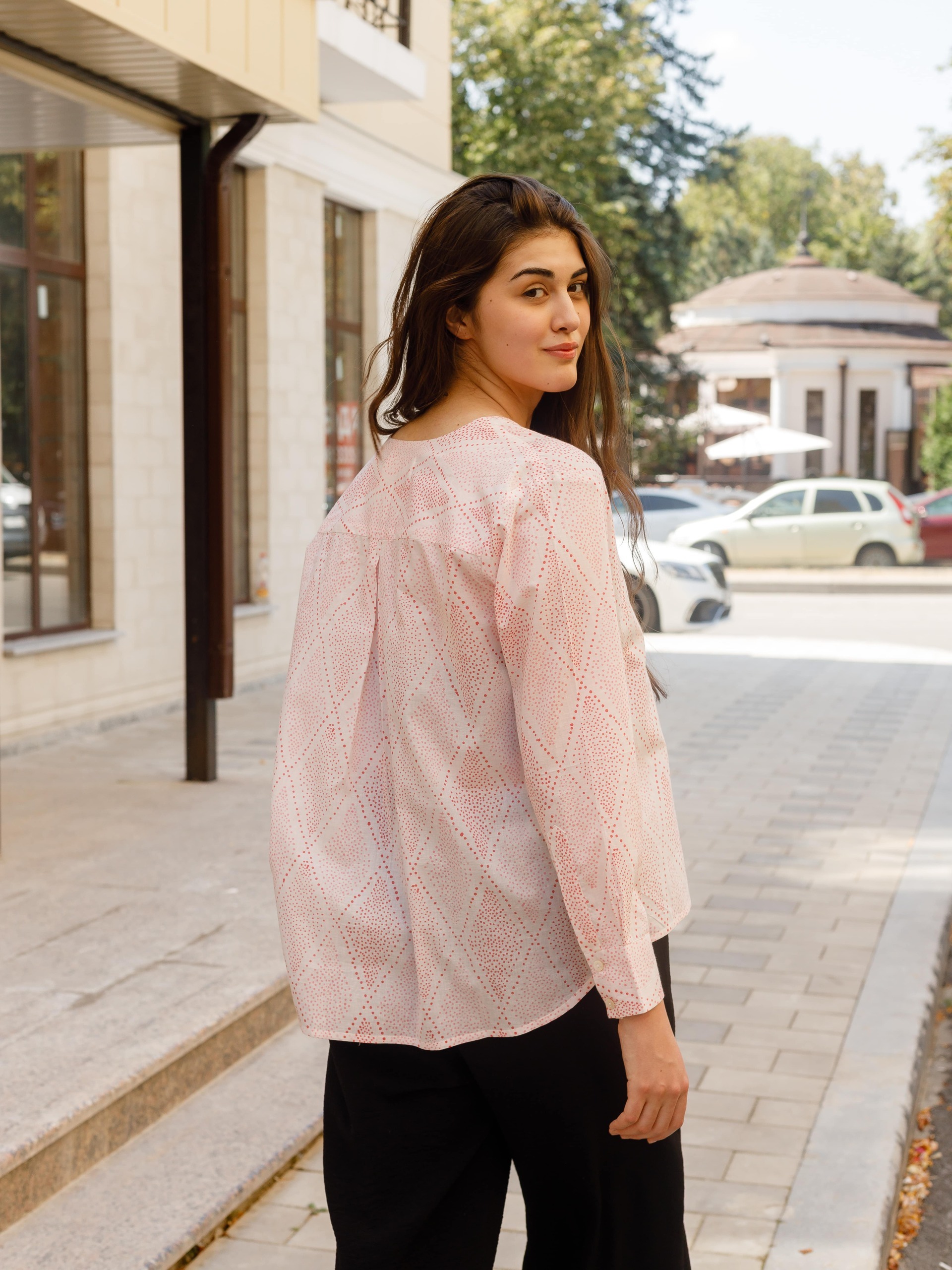 woman shirt handblock pink diamond woman shirt handblock pink diamond