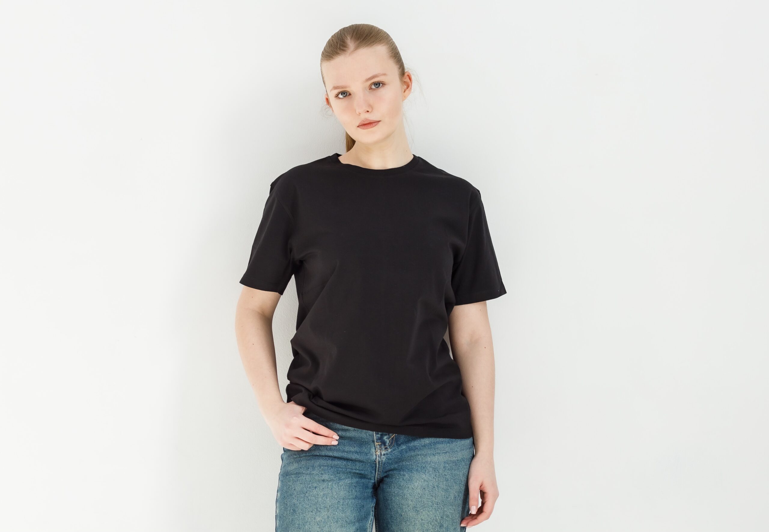 photo-output Black Women T-Shirt - Image 3