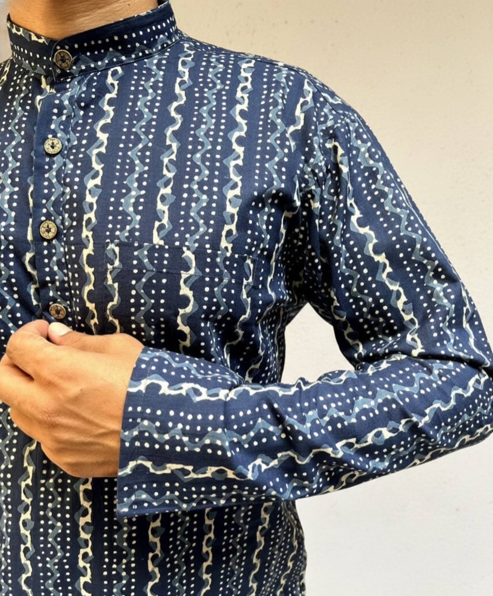 photo-output Man Kurta - Shirt Blue Mandarin Collar Geometric Print - Image 3