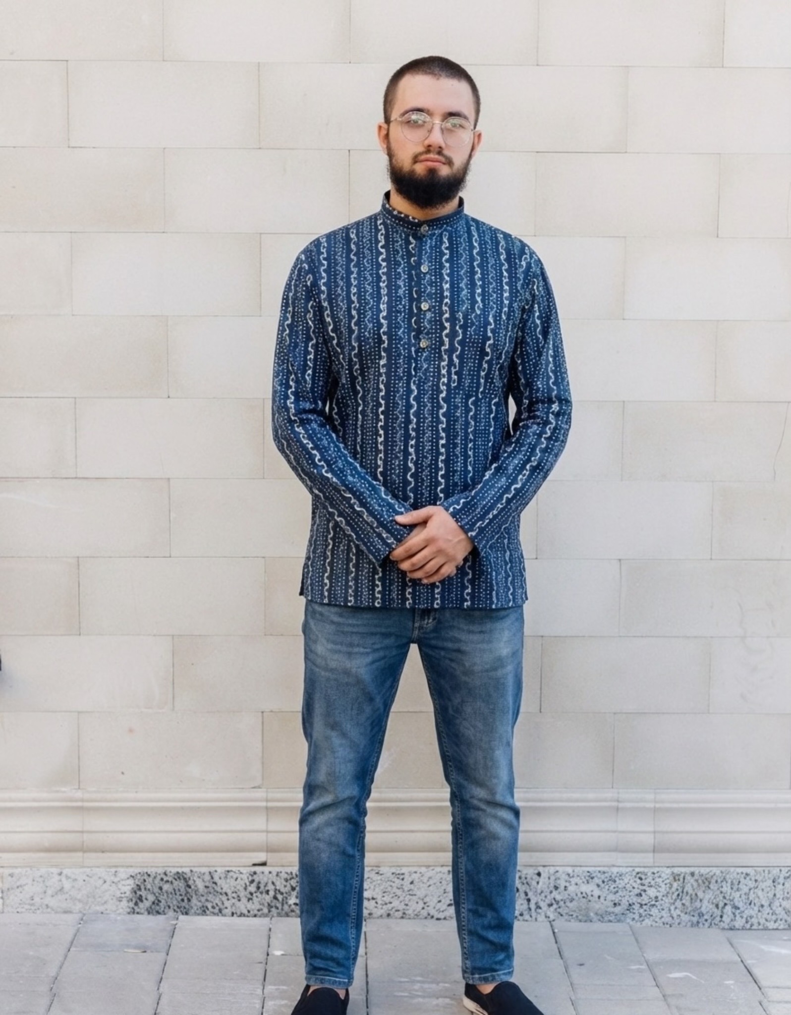 photo-output Man Kurta - Shirt Blue Mandarin Collar Geometric Print - Image 4