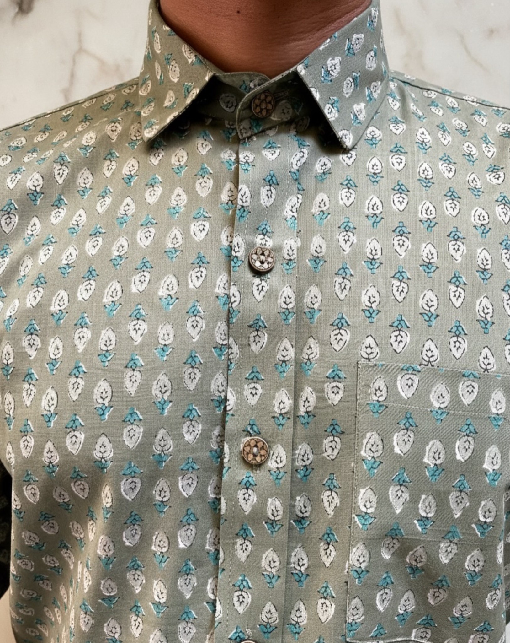 photo-output Man Shirt Green Half Sleeves Flower Print - Image 2