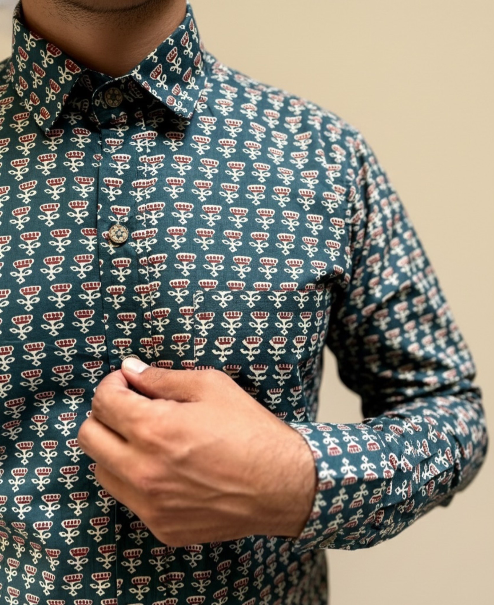 photo-output Man Shirt Dark Green Full Sleeves Daisy Print - Image 4