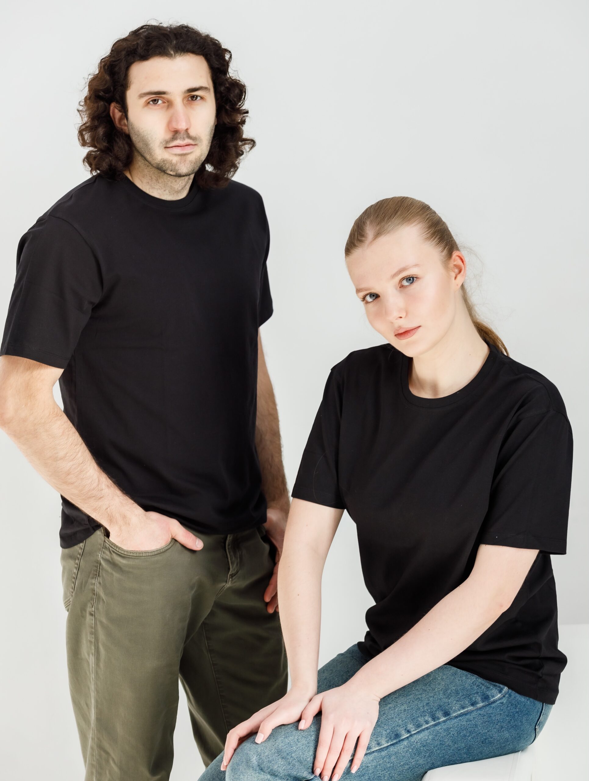 photo-output Man Basic T-shirt Black Round Neck - Image 5